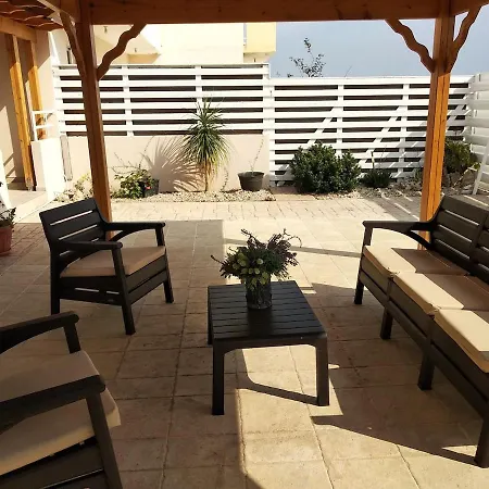 Apartment Nissi Area,ground Floor Flat, Free Internet