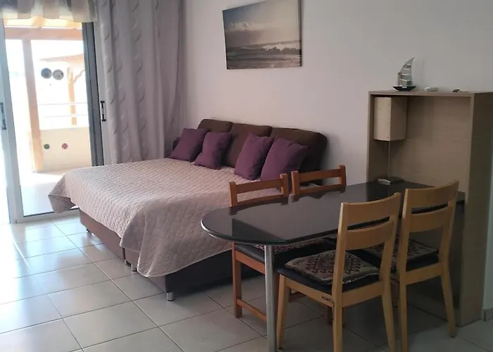 Appartamento Nissi Area,ground Floor Flat, Free Internet