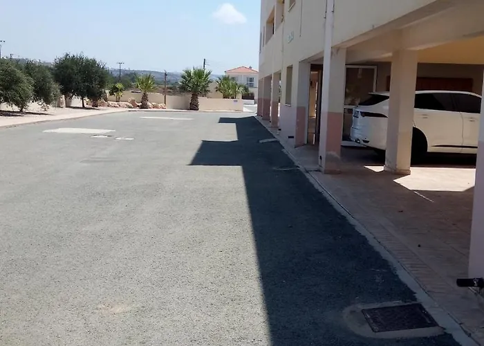 Appartamento Nissi Area,ground Floor Flat, Free Internet