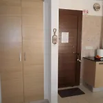アパート Nissi Area,ground Floor Flat, Free Internet アヤナパ