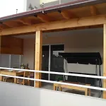 Nissi Area,ground Floor Flat, Free Internet *