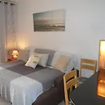 アパート Nissi Area,ground Floor Flat, Free Internet アヤナパ