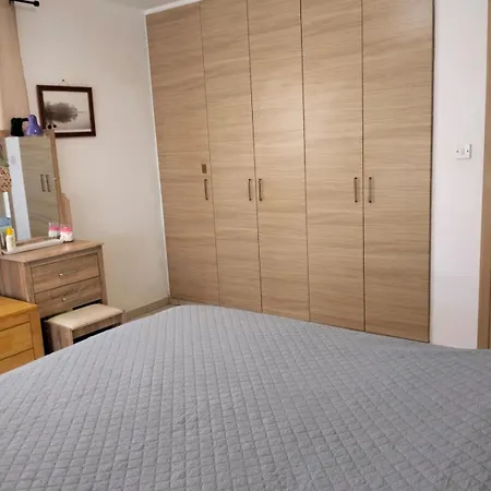 Apartament Nissi Area,ground Floor Flat, Free Internet