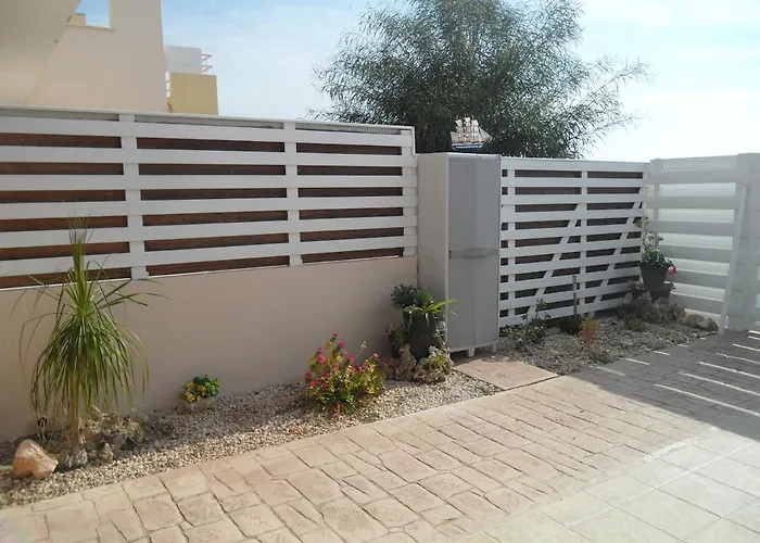 Nissi Area,ground Floor Flat, Free Internet *